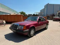 Gebraucht Mercedes 230 132 PS (97 kW) 1992 Rot Coupé