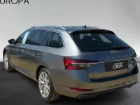 Gebraucht Skoda Superb Style 200 PS (147 kW) 2023 Grau Kombi