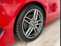 Gebraucht Mercedes B220 177 PS (130 kW) 2018 Rot Van / Kleinbus