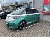 Gebraucht VW ID. Buzz Pro 150 kW (204 PS) 2023 Candyweiß/bay leaf green meta Van / Kleinbus