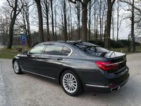 Second-hand BMW 740 258 CP (189 kW) 2017 Gri Berlinǎ