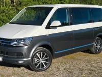 Second-hand VW Multivan Highline 199 CP (146 kW) 2019 Alb Monovolum