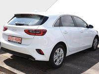 Gebraucht Kia Ceed Vision 140 PS (102 kW) 2025 Weiß Kleinwagen