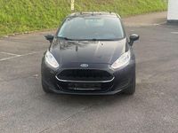 Gebraucht Ford Fiesta Celebration 75 PS (55 kW) 2017 Schwarz Kleinwagen