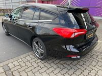 gebraucht Ford Focus Titanium 1,5 8FACH*NAVI+*MEGA AUSSTATTUNG*