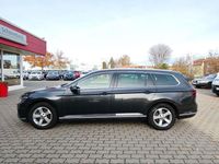 Gebraucht VW Passat Elegance 150 PS (110 kW) 2020 Grau Kombi