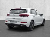 Gebraucht Hyundai i30 Advantage 140 PS (102 kW) 2024 Serenity white / mic Limousine