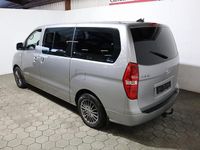 Gebraucht Hyundai H-1 Comfort 170 PS (125 kW) 2016 Grau Van / Kleinbus
