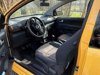 Gebraucht VW Fox 54 PS (39 kW) 2005 Gelb Kleinwagen