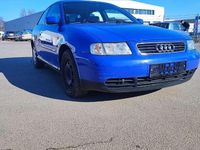 Gebraucht Audi A3 116 PS (85 kW) 1998 Blau Limousine