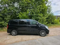 Gebraucht Hyundai H-1 170 PS (125 kW) 2011 Schwarz Van / Kleinbus