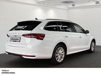 Gebraucht Skoda Octavia Selection 150 PS (110 kW) 2025 Weiß (bila moon/moon white) Kombi