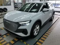 Second-hand Audi Q4 e-tron Comfort 150 kW (204 CP) 2023 Alb SUV