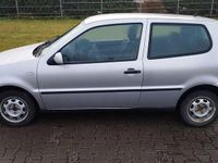 Gebraucht VW Polo 60 PS (44 kW) 2000 Silber Limousine