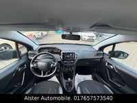 Gebraucht Peugeot 208 Active 82 PS (60 kW) 2013 Schwarz Kleinwagen