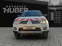 Gebraucht Mitsubishi L200 Invite 136 PS (100 kW) 2011 Weiß Pickup