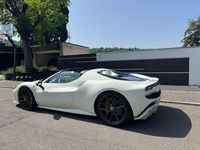 Second-hand Ferrari 296 829 CP (609 kW) 2025 Alb Cabrio
