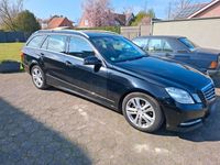 Gebraucht Mercedes E220 170 PS (125 kW) 2012 Schwarz Kombi