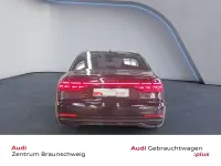 Gebraucht Audi A8 Ambiente 286 PS (210 kW) 2023 Mythosschwarz metallic Limousine