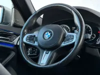Gebraucht BMW 550 400 PS (294 kW) 2018 Sophistograu Limousine