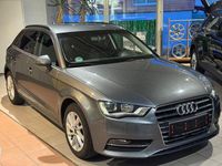 Gebraucht Audi A3 Attraction 110 PS (80 kW) 2016 Grau Limousine