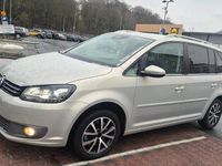 Gebraucht VW Touran Highline 140 PS (102 kW) 2012 Grau Van / Kleinbus