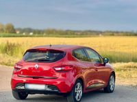 Gebraucht Renault Clio IV LIMITED 90 PS (66 kW) 2015 Rot Kleinwagen