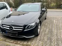 Gebraucht Mercedes E220 Avantgarde 196 PS (144 kW) 2018 Schwarz Limousine