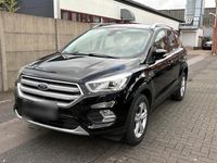 Gebraucht Ford Kuga 120 PS (88 kW) 2018 Schwarz SUV