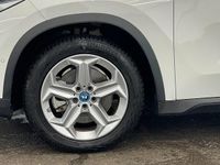 Gebraucht BMW iX1 Performance 230 kW (313 PS) 2023 Alpinweiß uni SUV