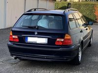 Gebraucht BMW 318 118 PS (86 kW) 2001 Blau Kombi