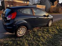 Gebraucht Ford Fiesta Trend 82 PS (60 kW) 2016 Blau Kleinwagen