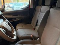 Gebraucht Opel Combo 102 PS (75 kW) 2019 Rot Van / Kleinbus