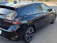 Gebraucht Opel Astra Ultimate 131 PS (96 kW) 2022 Diamant schwarz/karbon schwarz Kleinwagen