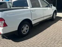 Gebraucht SsangYong Actyon 155 PS (114 kW) 2013 Weiß Pickup