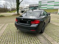gebraucht BMW 218 i Coupe Aut. M Sport, Panoramadach, Lenkradhz.