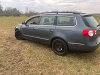 Gebraucht VW Passat 140 PS (102 kW) 2010 Grau Kombi