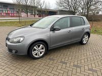 Gebraucht VW Golf VII Match 105 PS (77 kW) 2012 Grau Limousine