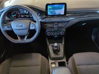 Używany Ford Focus ST-Line 155 KM (114 kW) 2022 Biały SUV