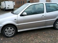 Gebraucht VW Polo 50 PS (36 kW) 2000 Silber Kleinwagen