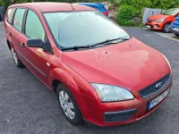 Gebraucht Ford Focus Titanium 101 PS (74 kW) 2006 Rot Kombi