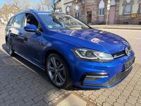 Gebraucht VW Golf VII Highline 150 PS (110 kW) 2021 Blau Kleinwagen