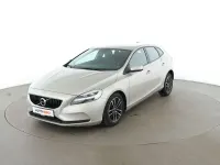 Gebraucht Volvo V40 Momentum 122 PS (89 kW) 2017 Braun Kombi