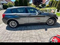 Gebraucht BMW 118 136 PS (100 kW) 2016 Grau Kleinwagen