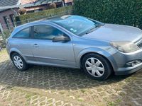 Gebraucht Opel Astra GTC 140 PS (102 kW) 2007 Grau Kleinwagen