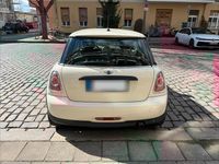 Second-hand Mini ONE 98 CP (72 kW) 2011 Alb Hatchback