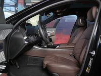 Gebraucht BMW 750e Performance 489 PS (359 kW) 2024 Black sapphire (475) Limousine