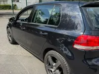 Gebraucht VW Golf VI 122 PS (89 kW) 2011 Schwarz Kleinwagen