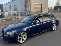 Gebraucht BMW 525 197 PS (144 kW) 2007 Blau Kombi