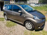 Gebraucht Toyota Aygo Cool 68 PS (50 kW) 2014 Grau Kleinwagen